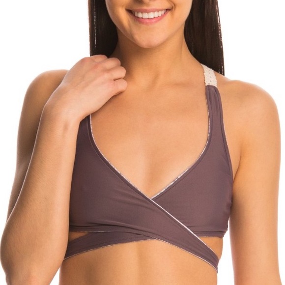 L*Space Swimwear Rimini Joey Reversible Bikini Top - Picture 2 of 9